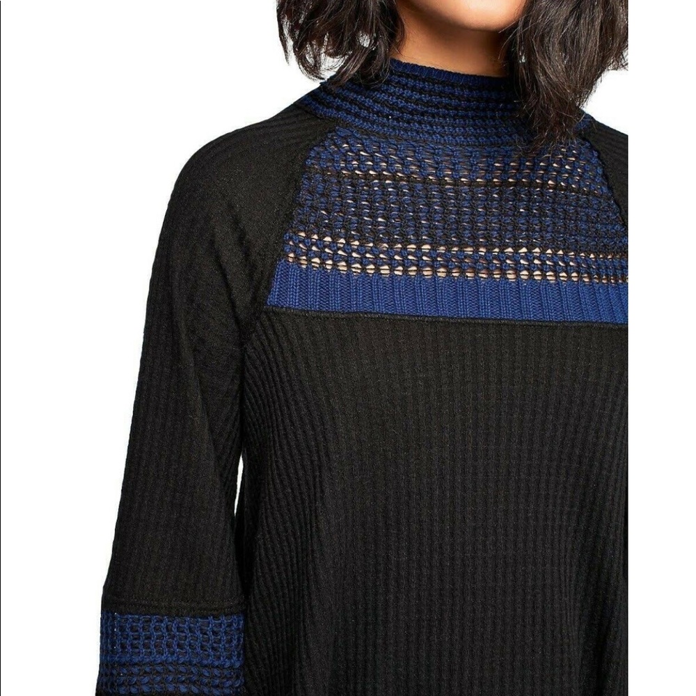 Women’s Free People black and blue Thermal top - Picture 7 of 7
